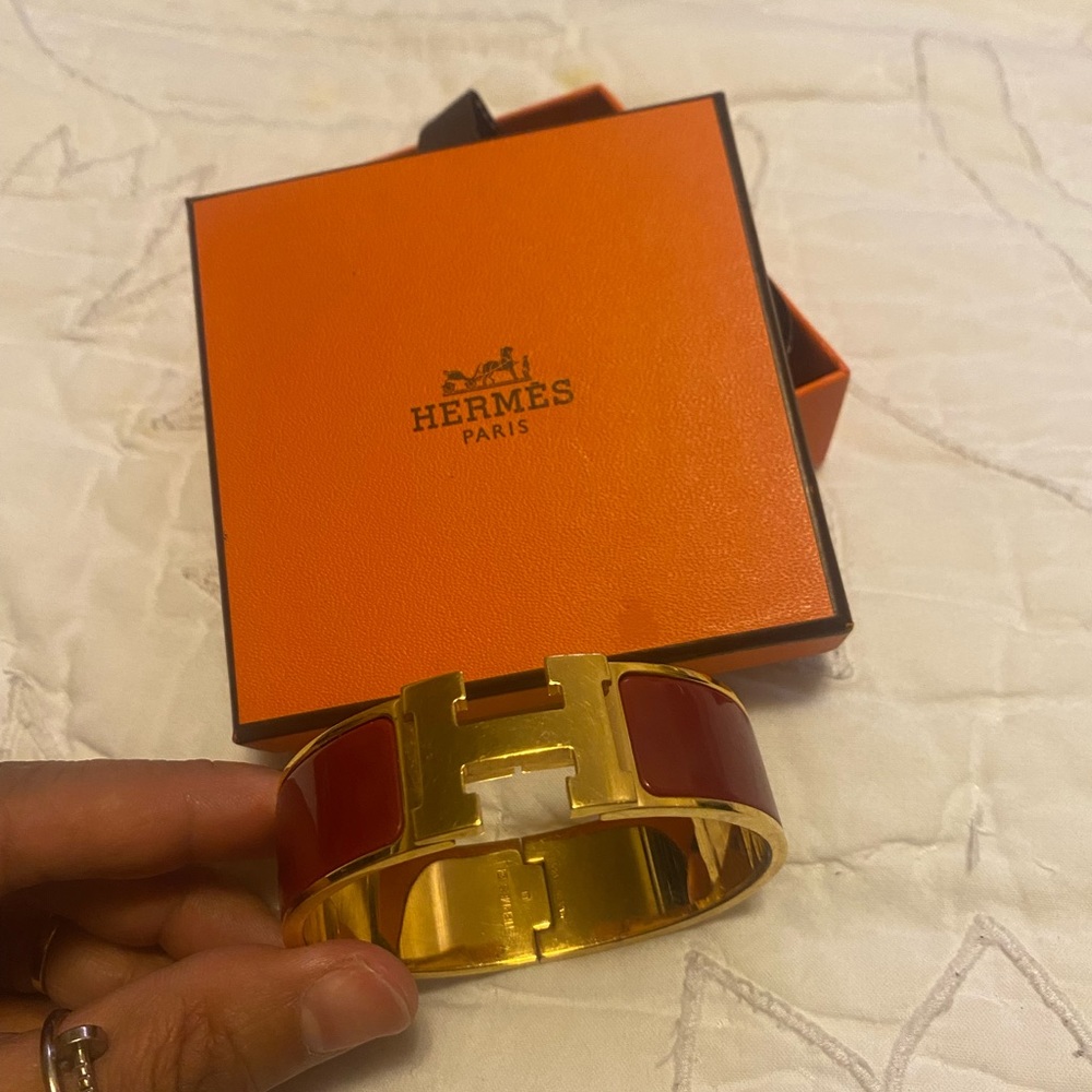 Hermès Red and Gold Enamel Bracelet 💯 Authentic